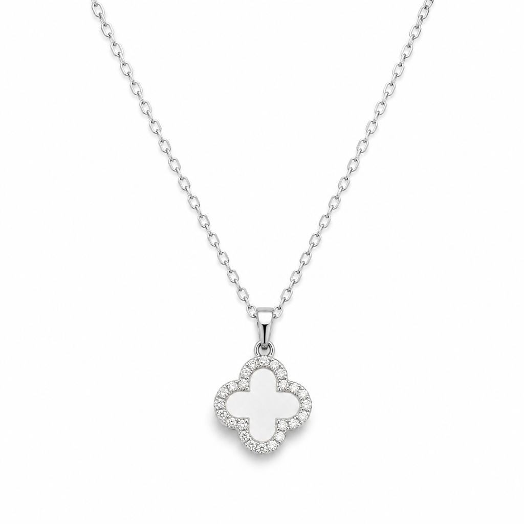 Noir & Ivory Clover Necklace – Silver