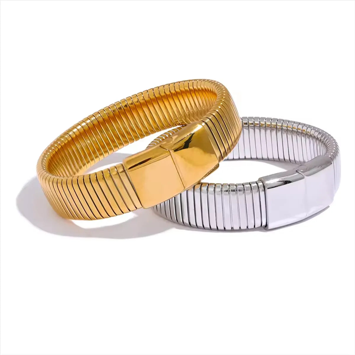 Aurelia Flex Bangle