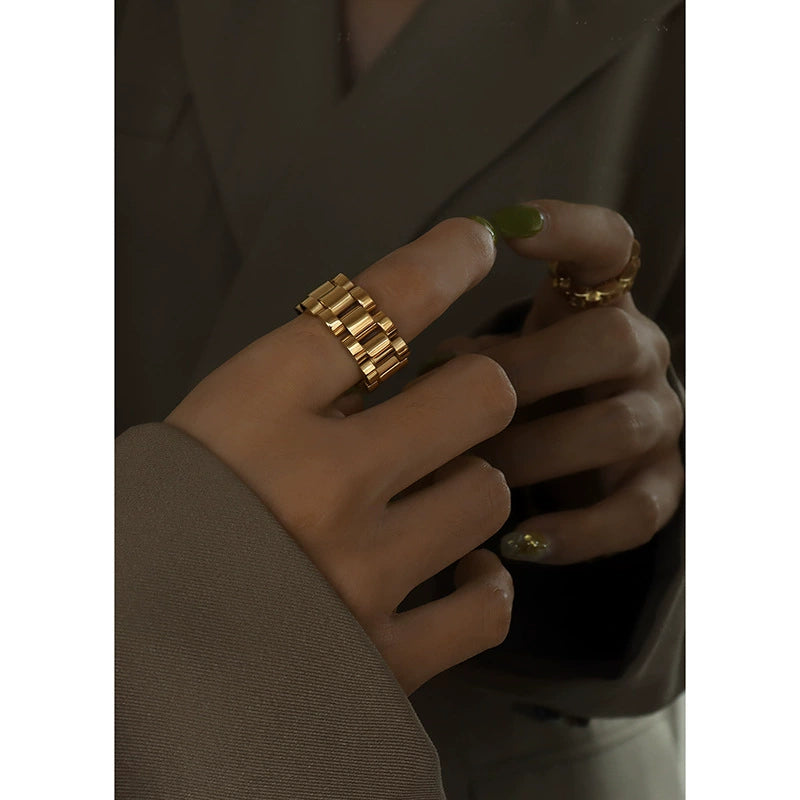Monaco Link Statement Ring