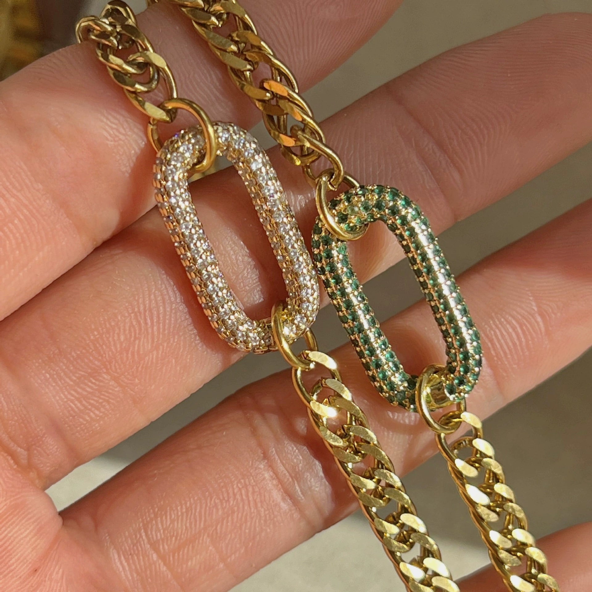 Noelle Pavé Link Necklace – Gold